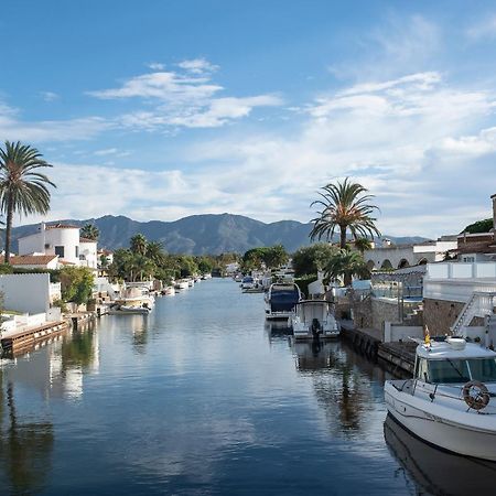 Pierre & Vacances Empuriabrava Marina Exteriör bild