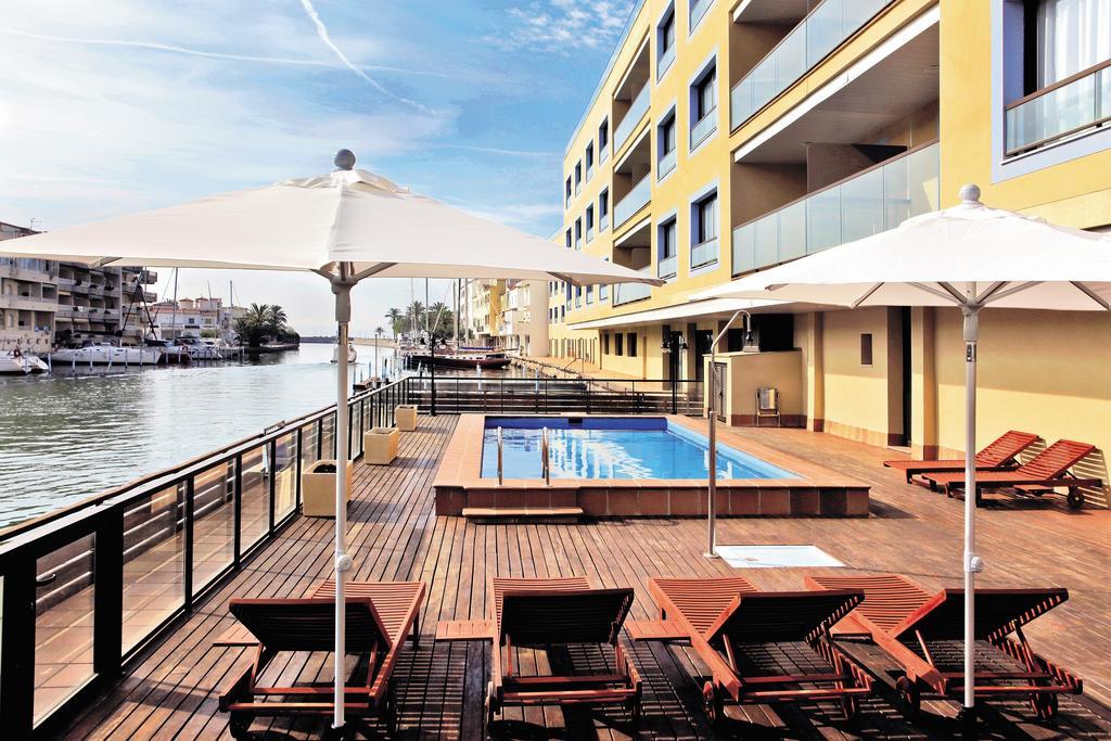 Pierre & Vacances Empuriabrava Marina Exteriör bild