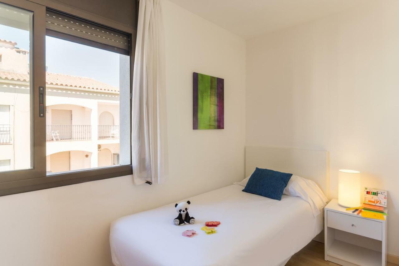 Pierre & Vacances Empuriabrava Marina Exteriör bild