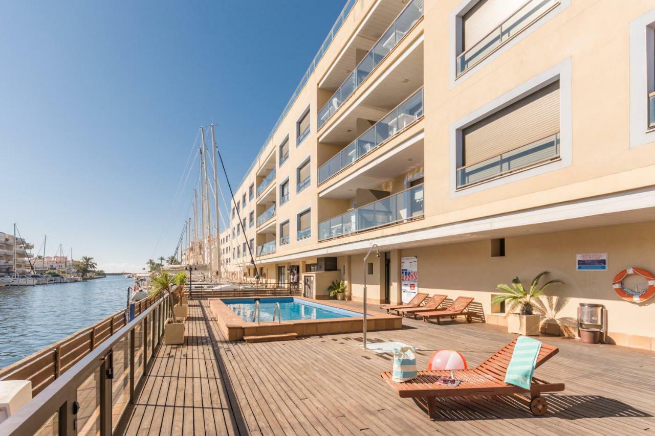 Pierre & Vacances Empuriabrava Marina Exteriör bild